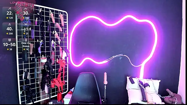 Mistress Megan BDSM online show from October 22, 2025, 7:13 pm