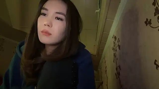 Snapshot of marry_dreams chatting on November 28, 2025, 2:17 pm marry dreams online show from November 28, 2025, 2:17 pm