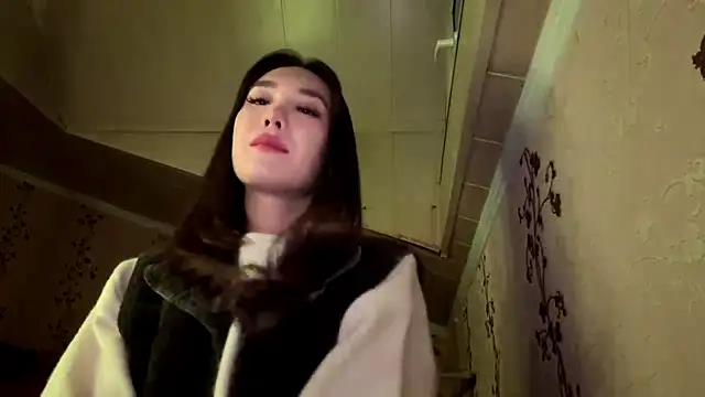 Snapshot of marry_dreams chatting on November 21, 2025, 4:50 pm marry dreams online show from November 21, 2025, 4:50 pm