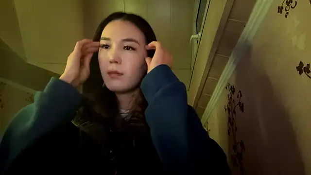 Snapshot of marry_dreams chatting on November 17, 2025, 3:27 pm marry dreams online show from November 17, 2025, 3:27 pm