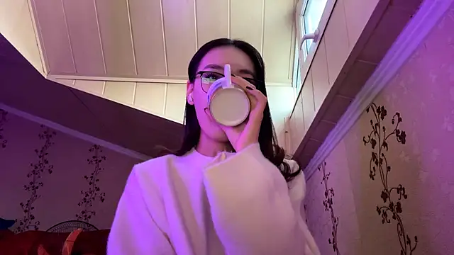 Snapshot of marry_dreams chatting on November 27, 2025, 11:10 am marry dreams online show from November 27, 2025, 11:10 am