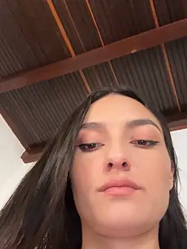 Snapshot of MiaKane99 chatting on November 14, 2025, 10:57 pm MiaKane99 online show from November 14, 2025, 10:57 pm