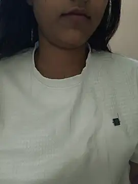 Snapshot of reetika6375 chatting on July 18, 2026, 9:12 pm reetika6375 online show from July 18, 2026, 9:12 pm
