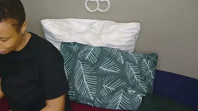 Serafynn online show from October 4, 2025, 12:34 am