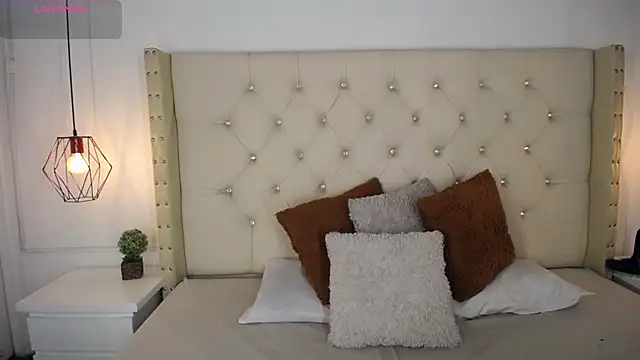 Snapshot of bycandy_ chatting on February 25, 2026, 1:11 pm bycandy online show from February 25, 2026, 1:11 pm