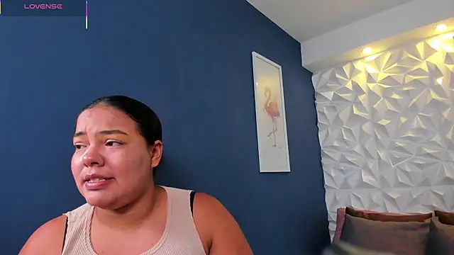 freya cole  online show from November 4, 2025, 2:10 pm