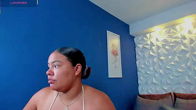 freya cole  online show from November 8, 2025, 3:26 pm