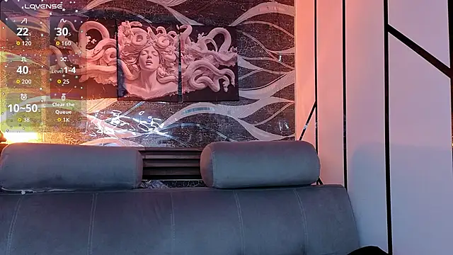Angel-dragun online show from May 21, 2026, 3:04 am