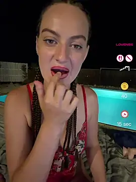 CurlyChloe online show from July 24, 2026, 7:21 pm