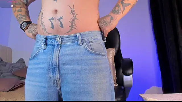 denis munera online show from November 12, 2025, 3:21 am