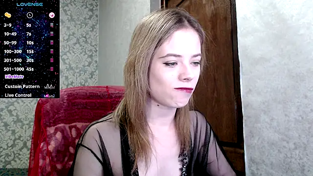 Kate  Loves online show from November 4, 2025, 6:55 pm