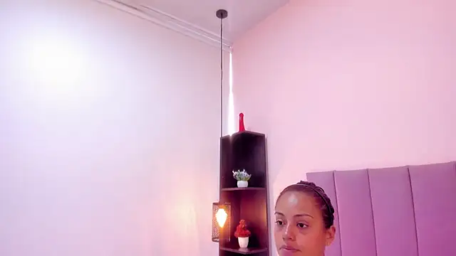 Snapshot of HoollyHendrix chatting on November 10, 2025, 8:03 pm HoollyHendrix online show from November 10, 2025, 8:03 pm