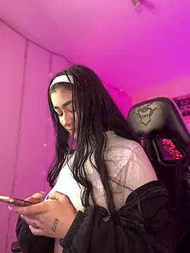 Snapshot of camila1_torres_ chatting on February 2, 2026, 6:40 pm camila1 torres online show from February 2, 2026, 6:40 pm