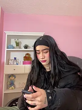 Snapshot of camila1_torres_ chatting on February 23, 2026, 6:30 pm camila1 torres online show from February 23, 2026, 6:30 pm