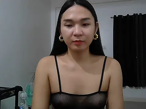 cumslut selena69 online show from May 20, 2026, 11:02 pm