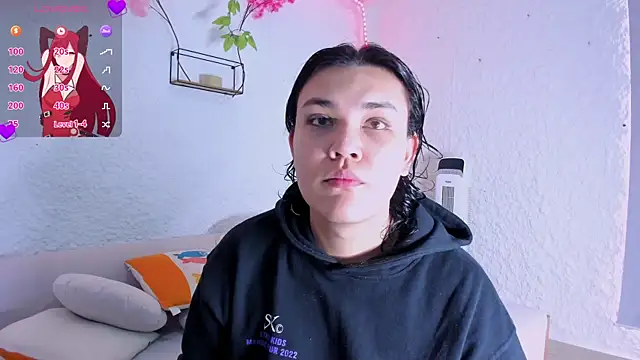 Snapshot of BlaerShadow_ chatting on November 13, 2025, 8:02 pm BlaerShadow online show from November 13, 2025, 8:02 pm