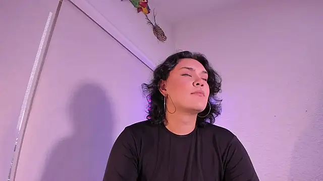 Snapshot of BlaerShadow_ chatting on November 27, 2025, 8:53 pm BlaerShadow online show from November 27, 2025, 8:53 pm