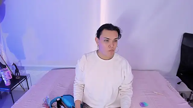 Snapshot of BlaerShadow_ chatting on November 15, 2025, 7:51 pm BlaerShadow online show from November 15, 2025, 7:51 pm