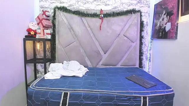 Logan Jhonson online show from November 16, 2025, 2:38 am