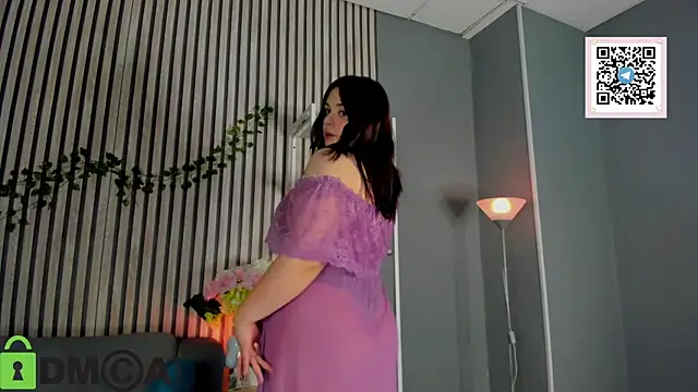 Mia R0ss online show from December 2, 2025, 1:06 am