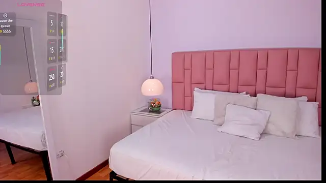 Amy Ferreira online show from December 14, 2025, 12:28 am