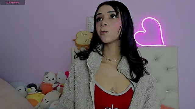 Yuni kim online show from November 14, 2025, 3:15 pm