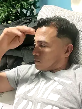 elflacodel25 online show from November 25, 2025, 4:13 am