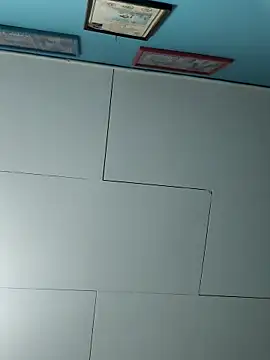 elflacodel25 online show from September 17, 2025, 3:41 am