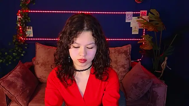 moco choco online show from February 10, 2026, 1:37 am