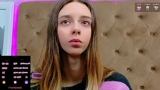 Snapshot of CoraVex chatting on February 12, 2026, 5:07 am CoraVex online show from February 12, 2026, 5:07 am