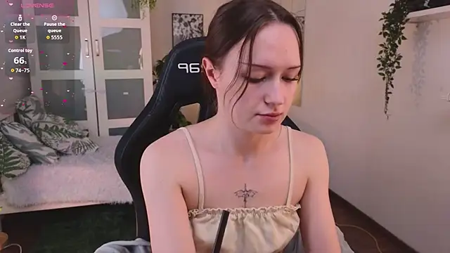 selin selin online show from November 27, 2025, 4:57 am