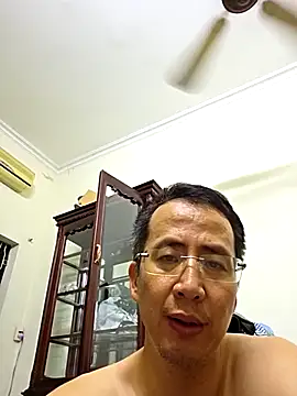 MaiHoang2k online show from October 5, 2025, 1:46 pm