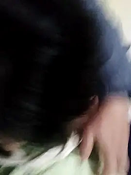 Snapshot of MaiHoang2k chatting on February 9, 2026, 8:45 am MaiHoang2k online show from February 9, 2026, 8:45 am