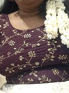 TAMIL AMMUKUTTYY online show from February 25, 2026, 6:52 pm