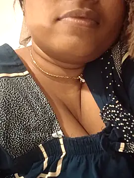 TAMIL AMMUKUTTYY online show from December 20, 2025, 9:12 am