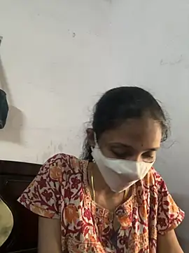 Snapshot of sweetreddy-02 chatting on November 3, 2025, 7:13 am sweetreddy-02 online show from November 3, 2025, 7:13 am