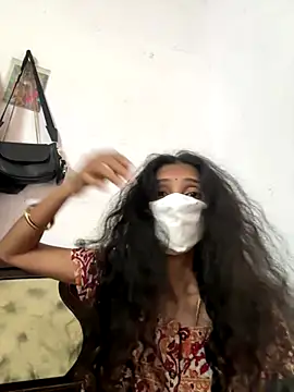 Snapshot of sweetreddy-02 chatting on November 18, 2025, 5:44 am sweetreddy-02 online show from November 18, 2025, 5:44 am