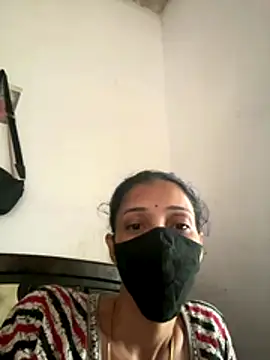 Snapshot of sweetreddy-02 chatting on December 1, 2025, 4:57 am sweetreddy-02 online show from December 1, 2025, 4:57 am