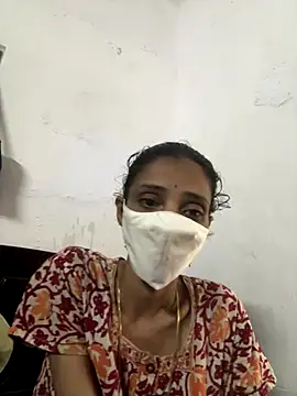 Snapshot of sweetreddy-02 chatting on October 28, 2025, 6:01 am sweetreddy-02 online show from October 28, 2025, 6:01 am