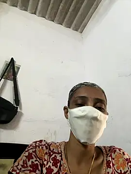 Snapshot of sweetreddy-02 chatting on November 27, 2025, 5:19 am sweetreddy-02 online show from November 27, 2025, 5:19 am