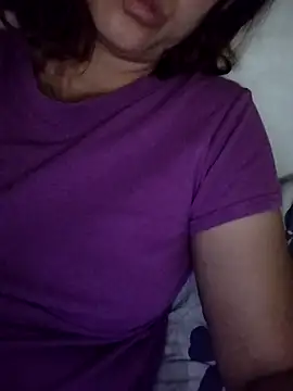 Snapshot of Poppy-y chatting on September 21, 2025, 9:20 pm Poppy-y online show from September 21, 2025, 9:20 pm