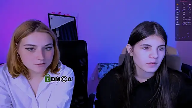 casey meow  online show from October 13, 2025, 5:42 am