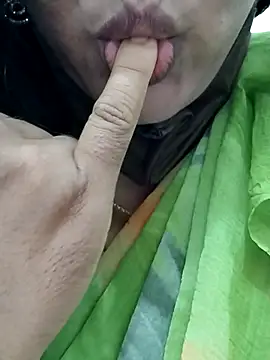 hottamil honey couples online show from November 1, 2025, 4:08 am