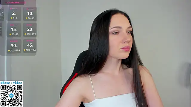 Helen Spark online show from December 1, 2025, 12:44 am