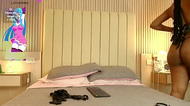 alessia moon1 online show from March 19, 2026, 12:49 pm