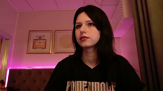 Snapshot of WendyMey chatting on November 20, 2025, 8:15 am WendyMey online show from November 20, 2025, 8:15 am