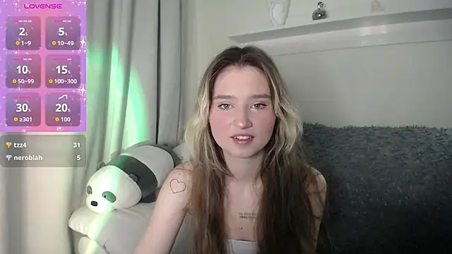 Snapshot of _Lua__ chatting on October 9, 2025, 4:51 pm Lua online show from October 9, 2025, 4:51 pm