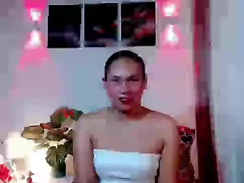 Snapshot of Your_ultimateloverxx chatting on February 18, 2026, 11:34 pm Your ultimateloverxx online show from February 18, 2026, 11:34 pm