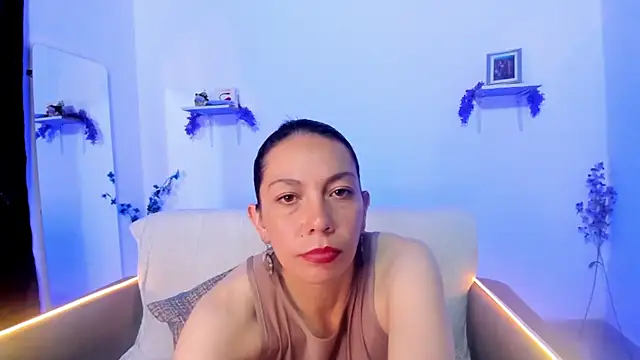 Snapshot of karlaaa__ chatting on October 11, 2025, 3:13 pm karlaaa online show from October 11, 2025, 3:13 pm