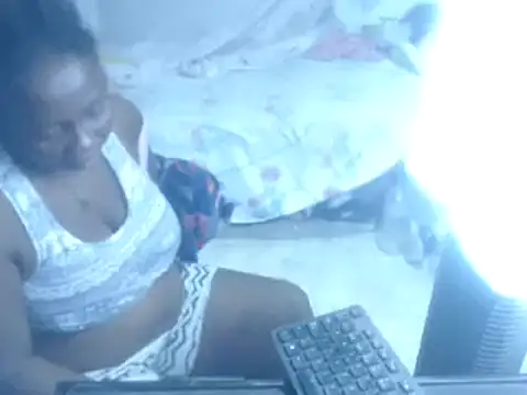 Snapshot of rachelexoticgirl chatting on December 17, 2024, 4:01 am rachelexoticgirl online show from December 17, 2024, 4:01 am